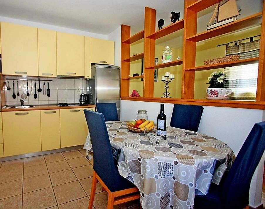 Sweet Apartment Marijana Supetar Εξωτερικό φωτογραφία