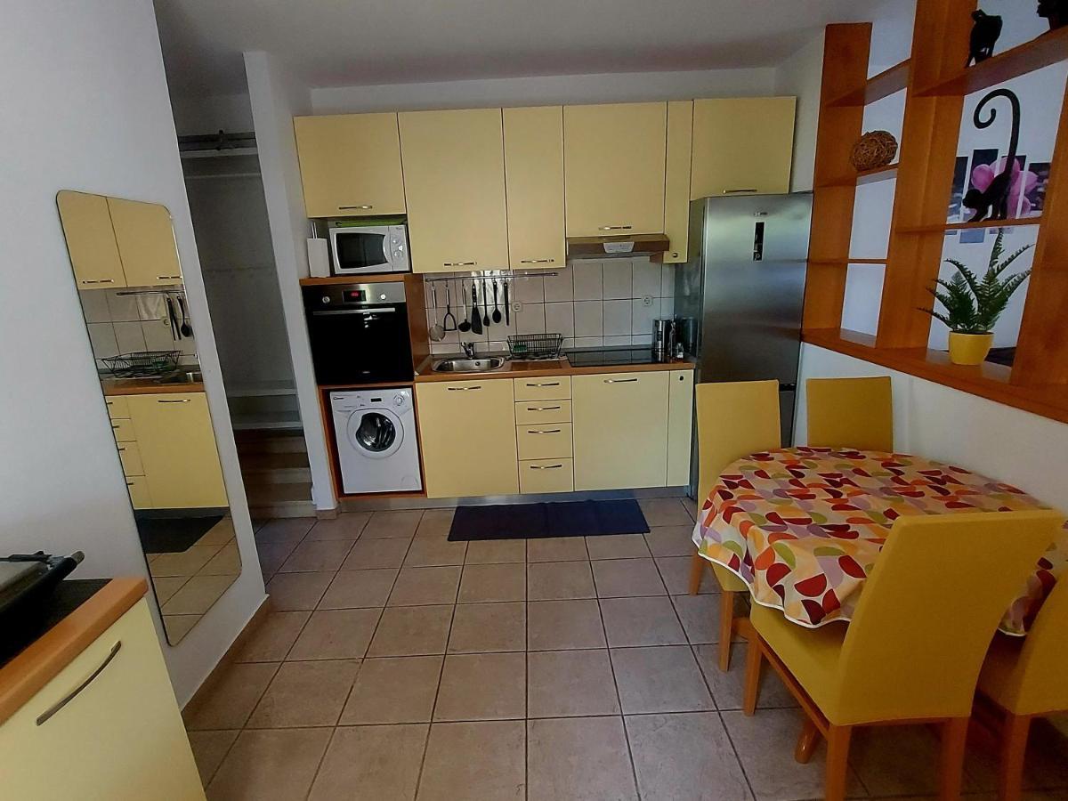 Sweet Apartment Marijana Supetar Εξωτερικό φωτογραφία