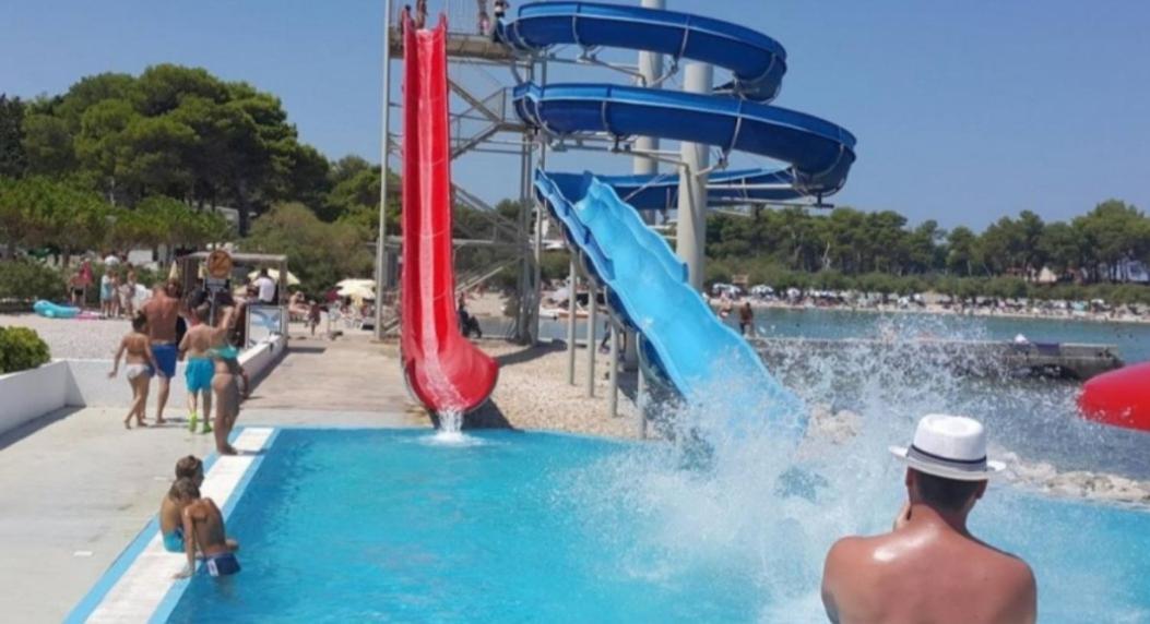 Sweet Apartment Marijana Supetar Εξωτερικό φωτογραφία
